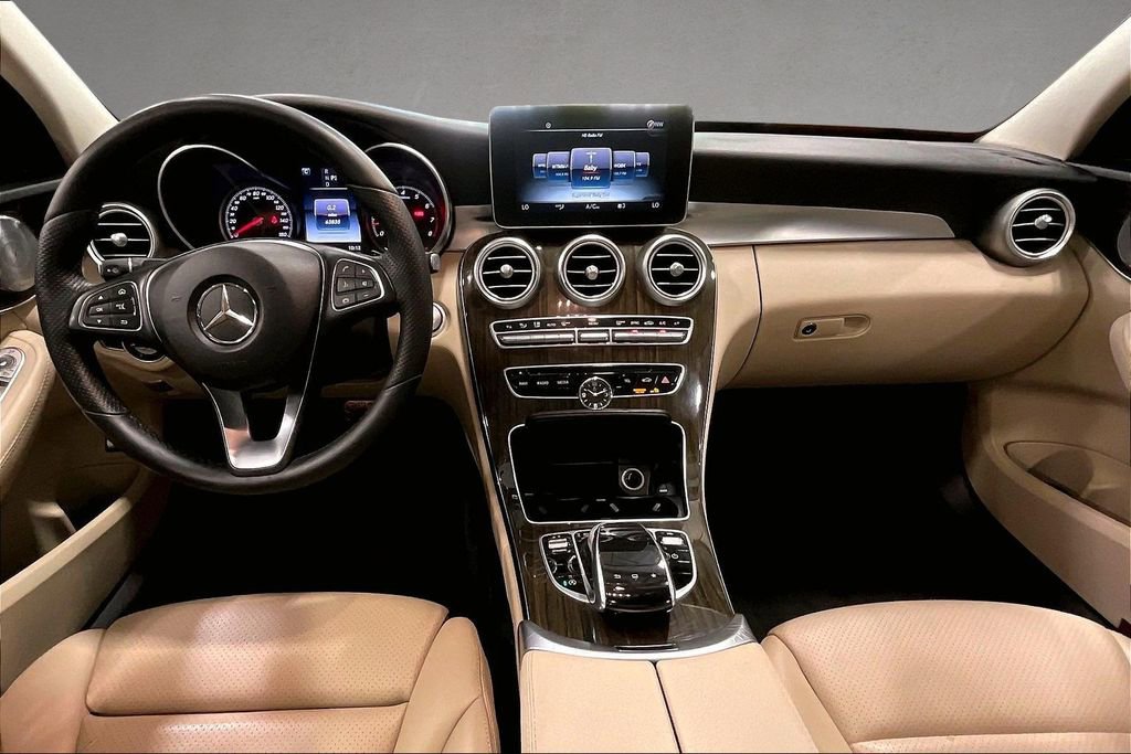 Used 2016 Mercedes-Benz C 300 4MATIC Sedan image 7