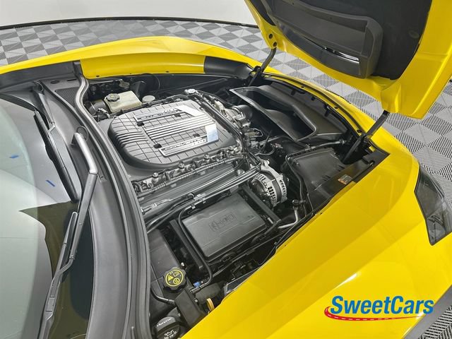 Used 2015 Chevrolet Corvette Z06 w/ 3LZ Preferred Equipment Group RWD image 39