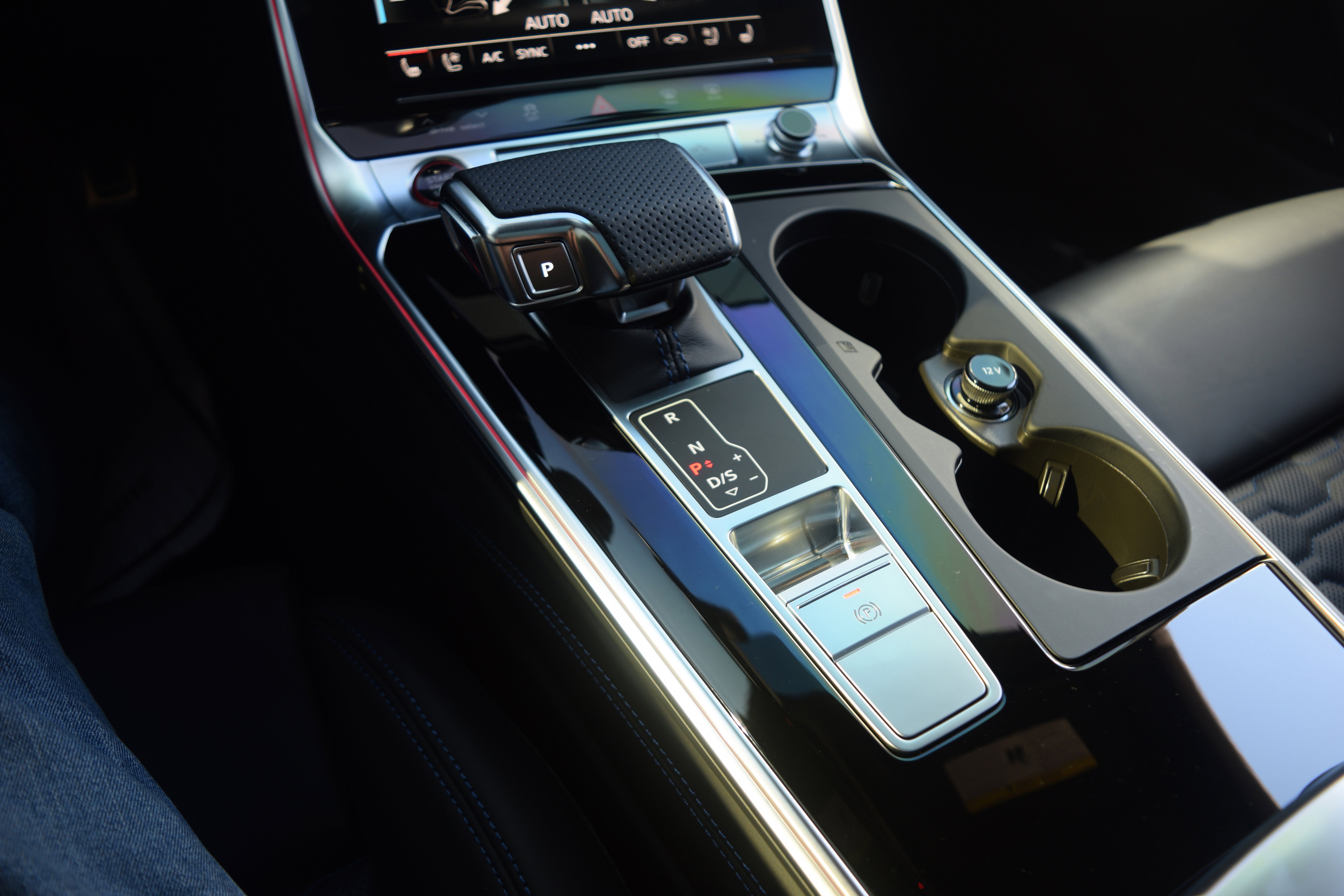 Used 2025 Audi RS 7 Performance image 11