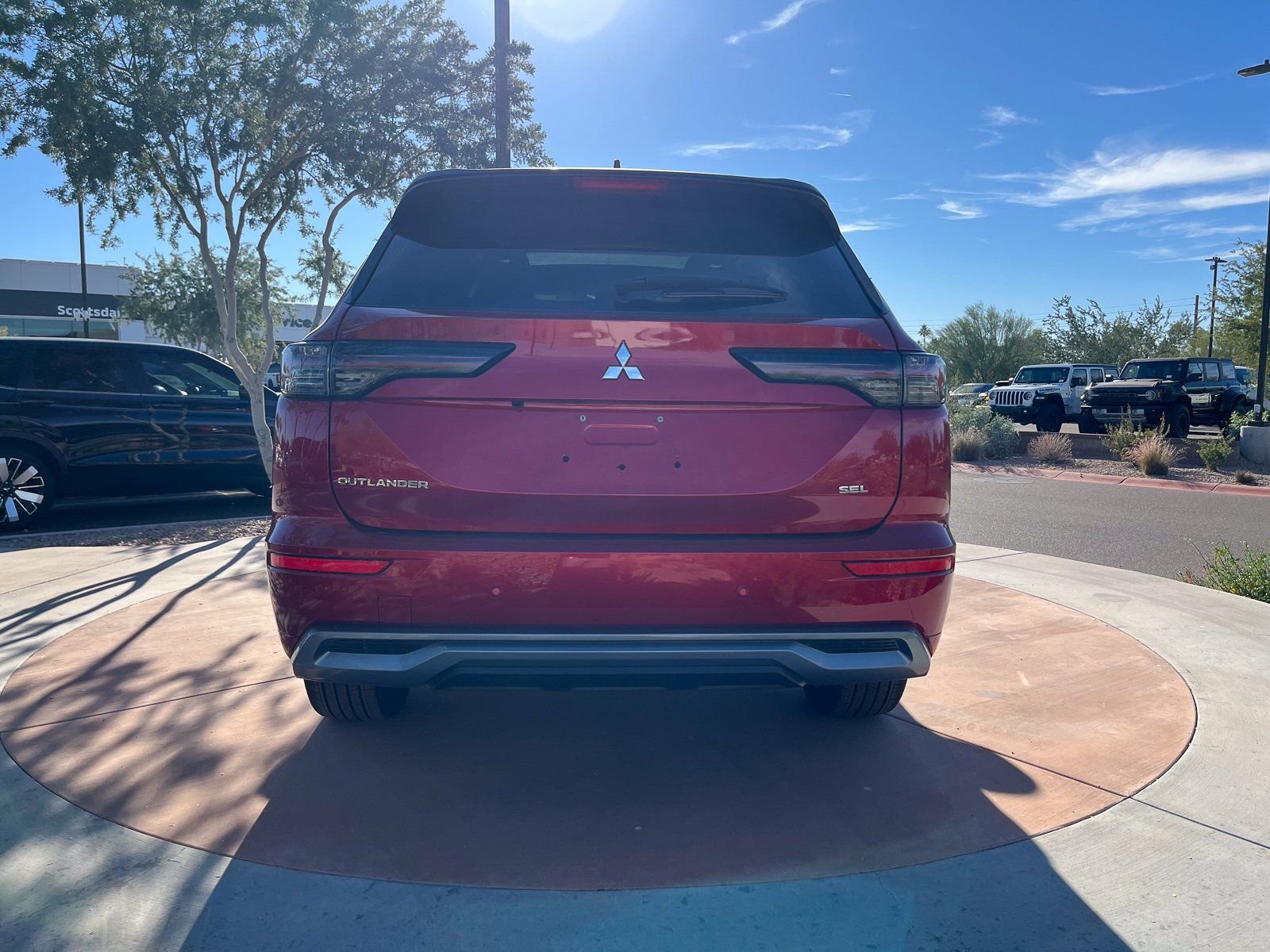 New 2025 Mitsubishi Outlander SEL image 7