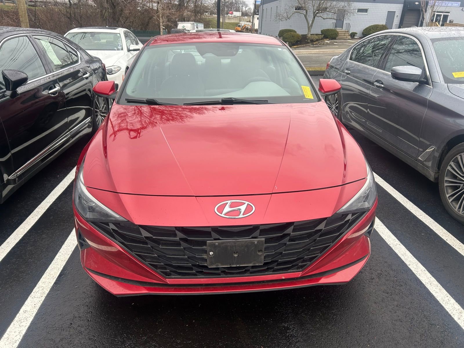 Used 2021 Hyundai Elantra Blue image 1