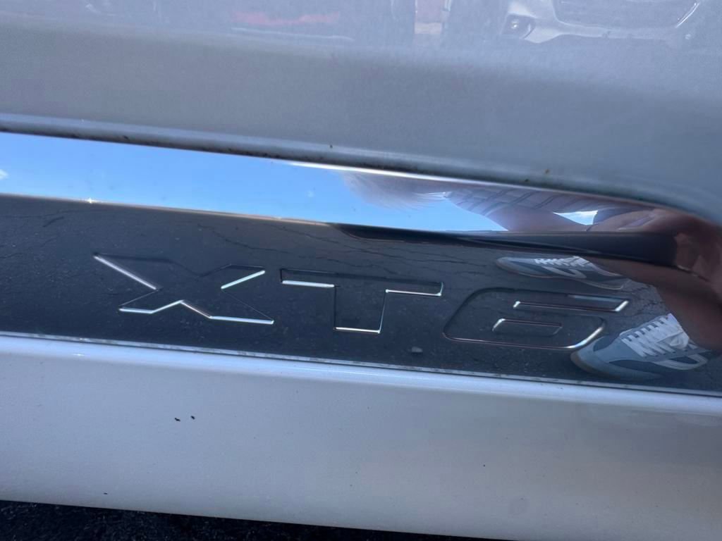 Used 2023 Cadillac XT6 Premium Luxury image 36