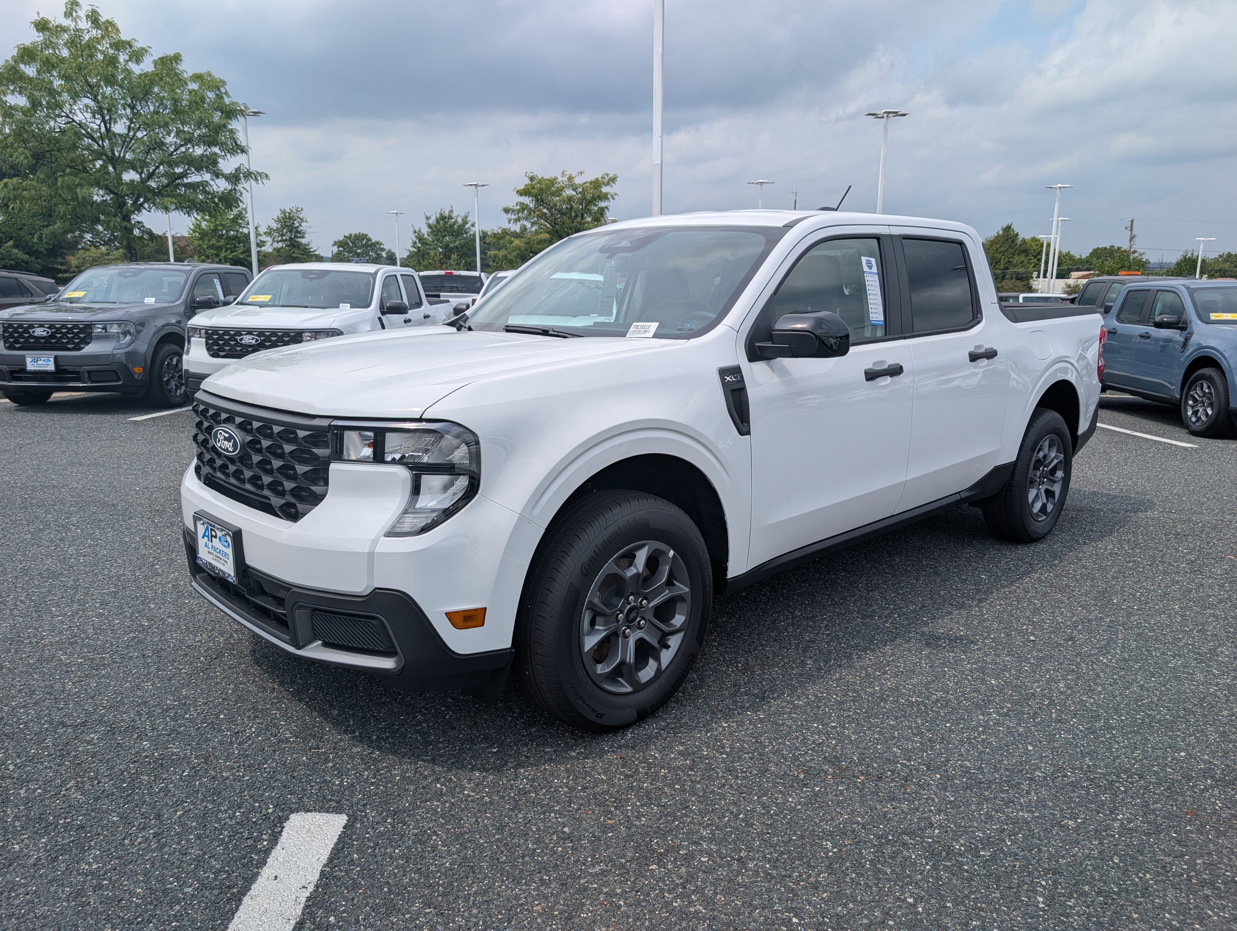 New 2026 Ford Maverick XLT w/ Equipment Group 301A AWD/4WD image 4