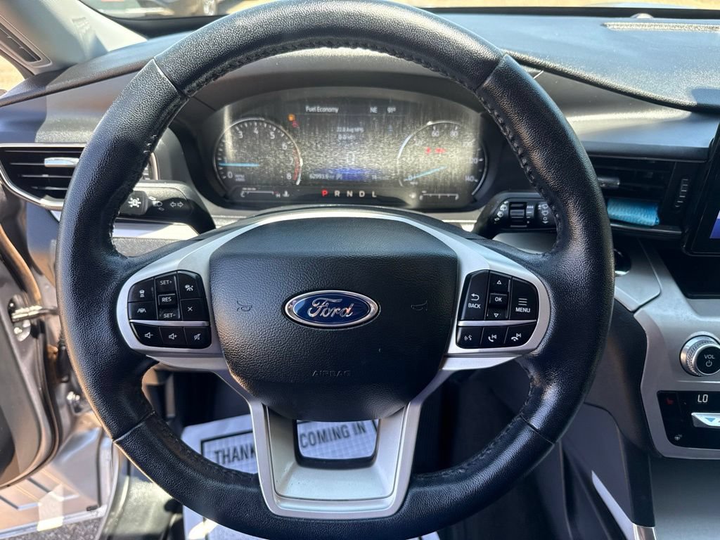 Used 2021 Ford Explorer XLT w/ Equipment Group 202A RWD image 16