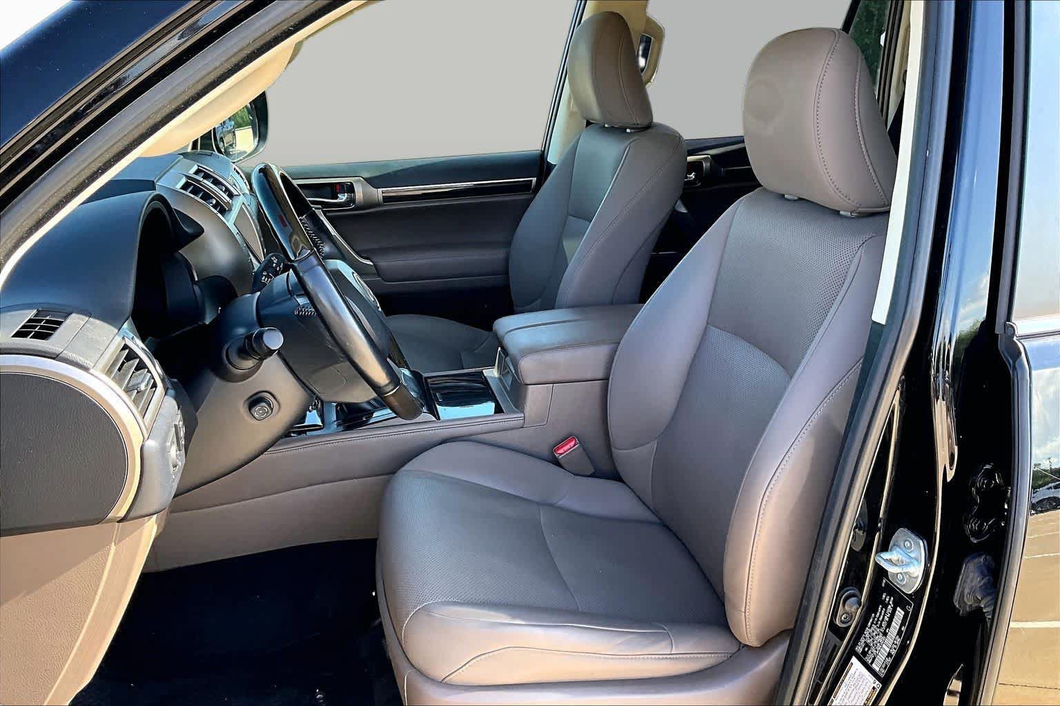 Used 2020 Lexus GX 460 Premium w/ Premium Package AWD/4WD image 8