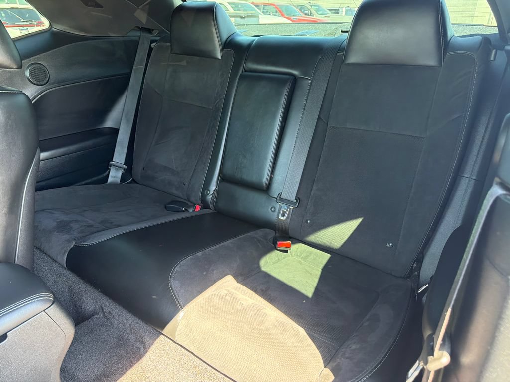 Used 2018 Dodge Challenger R/T Scat Pack RWD image 15