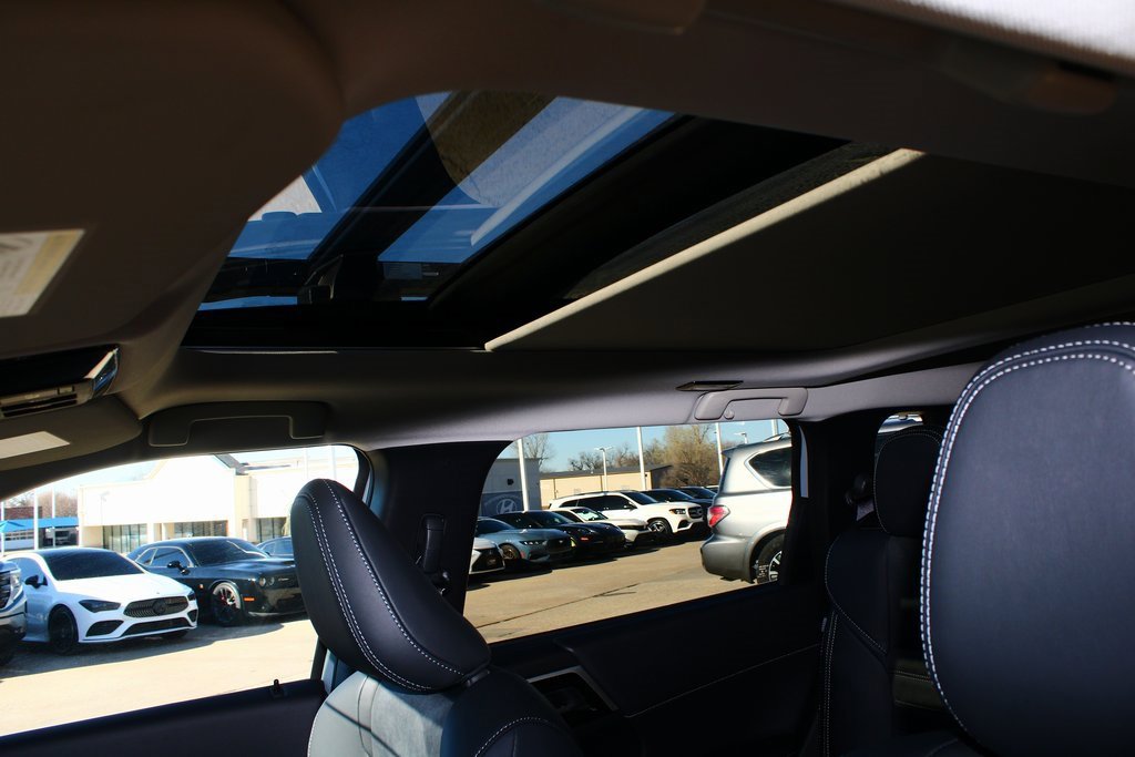 New 2026 Mitsubishi Outlander Trail Edition image 3