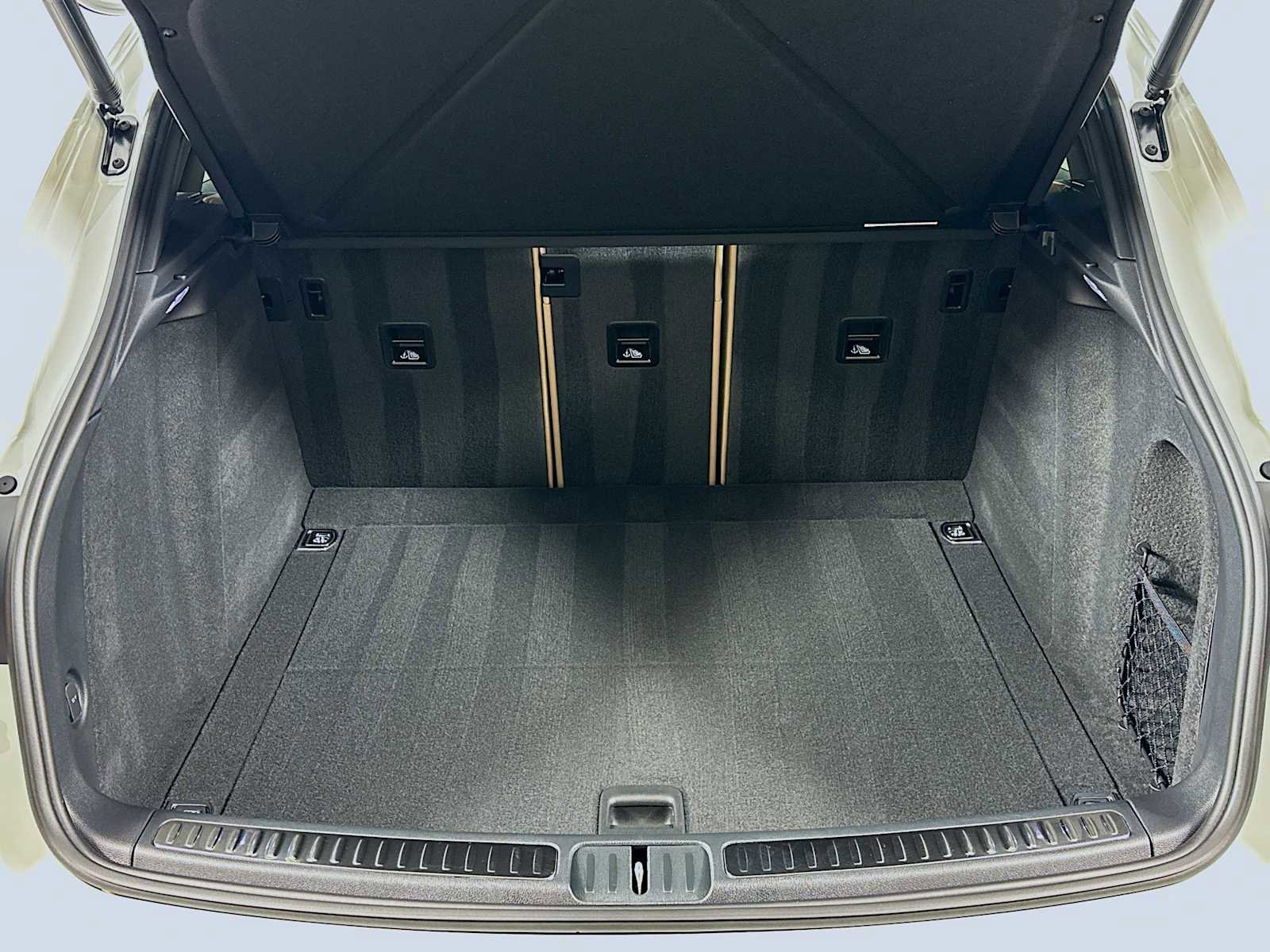 New 2026 Porsche Macan S AWD/4WD image 26