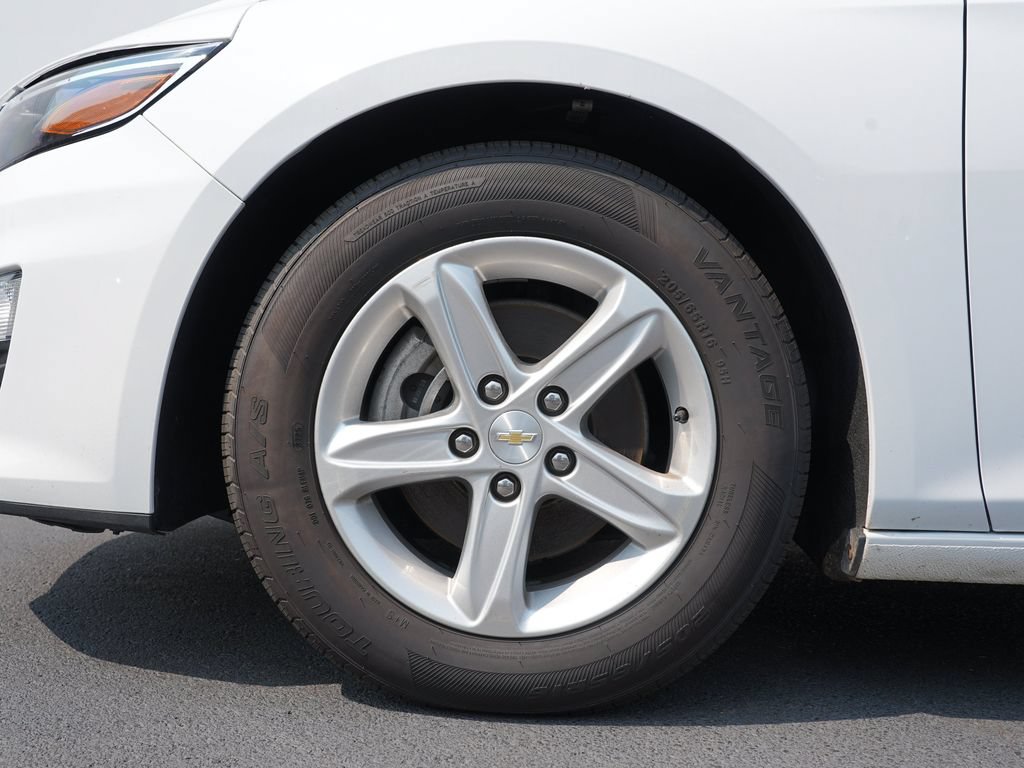 Used 2023 Chevrolet Malibu LT FWD image 31