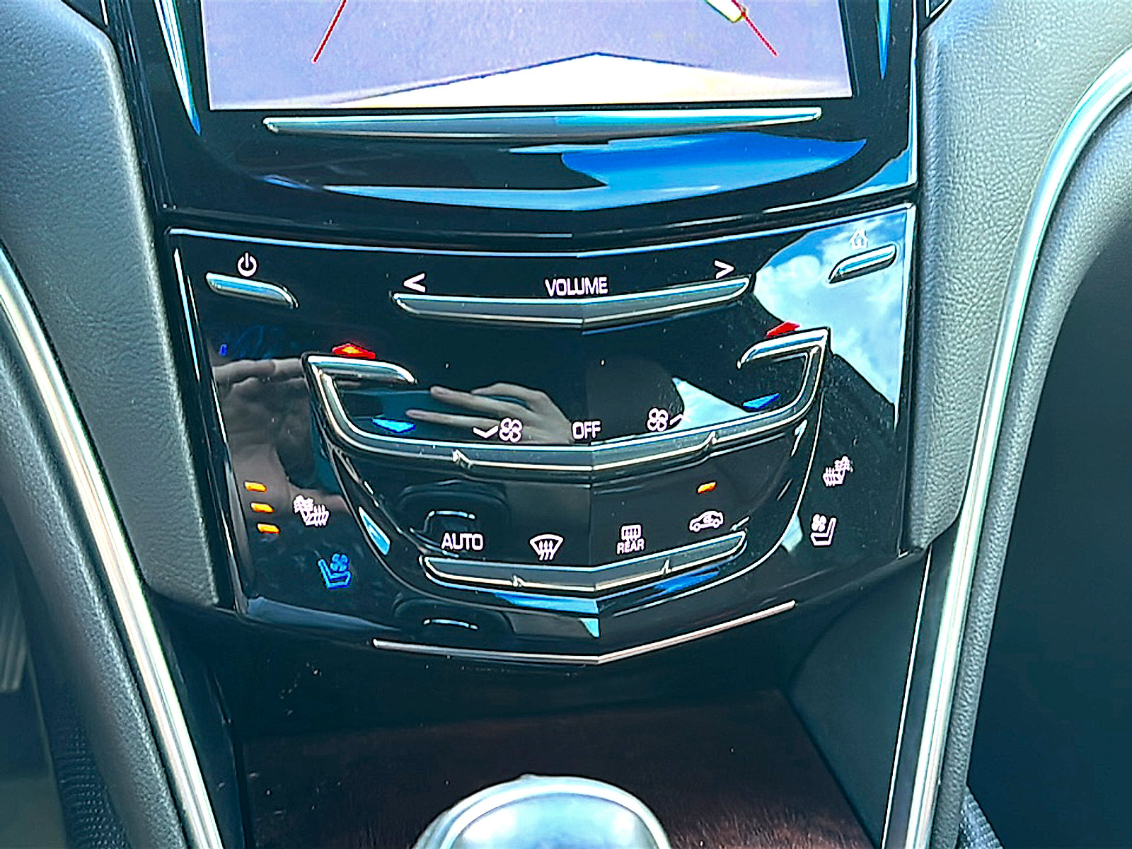 Used 2015 Cadillac XTS Luxury w/ Driver Awareness Package FWD image 34