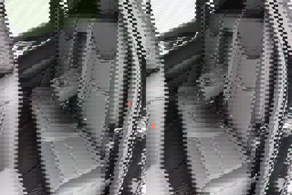 Used 2022 Cadillac XT5 Premium Luxury AWD/4WD image 11