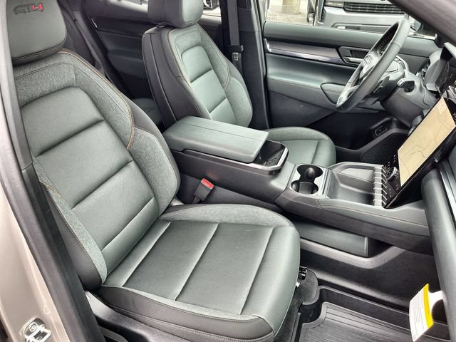New 2026 GMC Terrain AT4 w/ LPO, Floor Liner Package AWD/4WD image 26