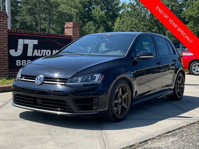 Used 2017 Volkswagen Golf R 4-Door image 3