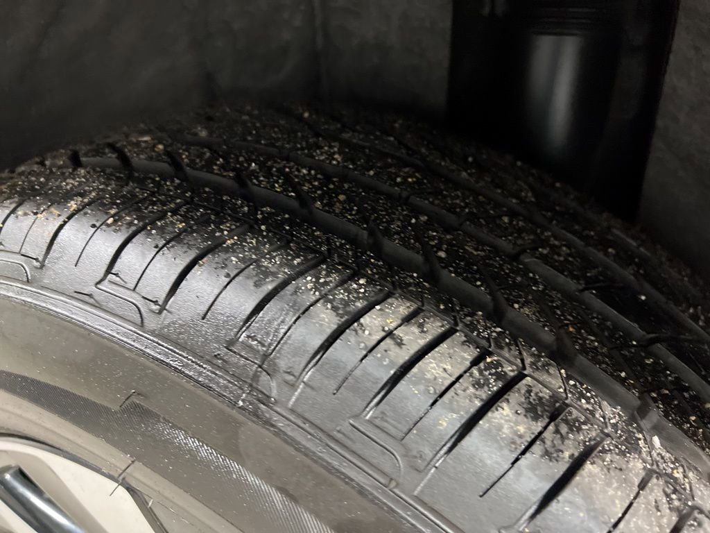 Used 2024 Volkswagen Atlas Cross Sport SE image 42