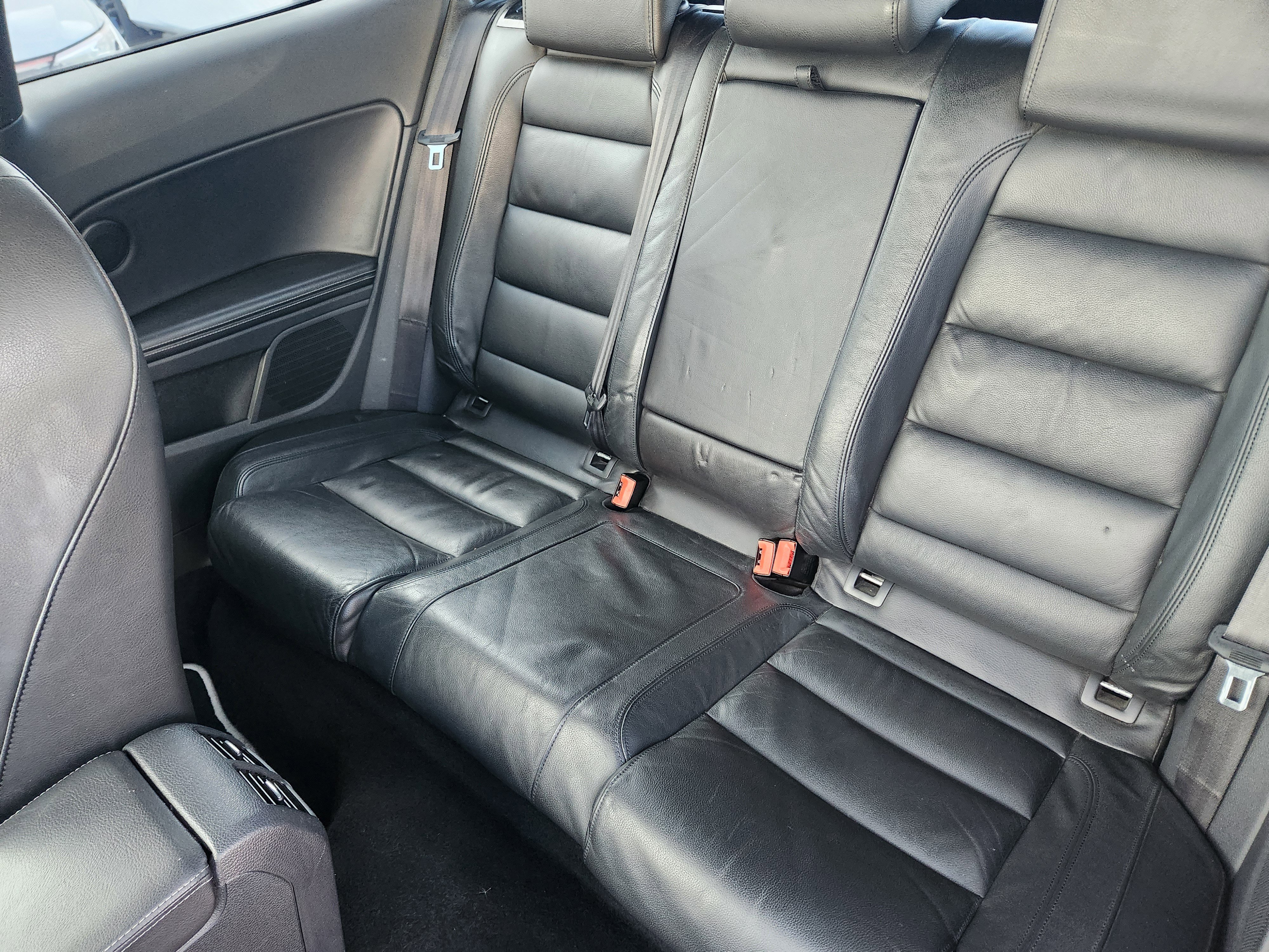 Used 2013 Volkswagen Golf R 2-Door image 23