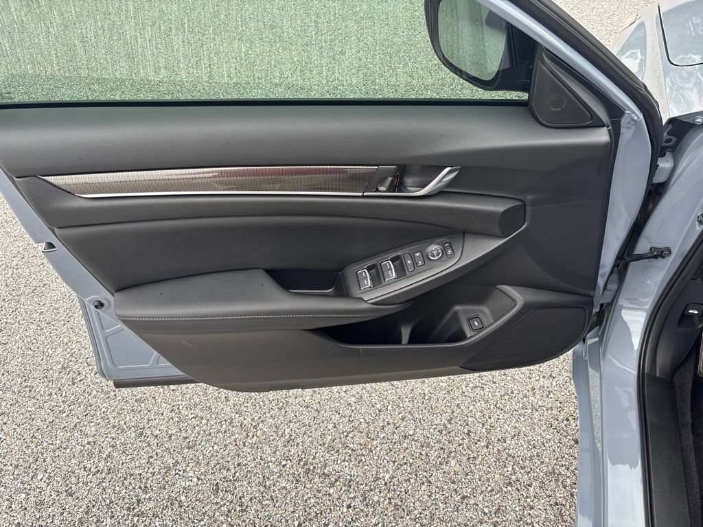 Used 2022 Honda Accord Sport image 10