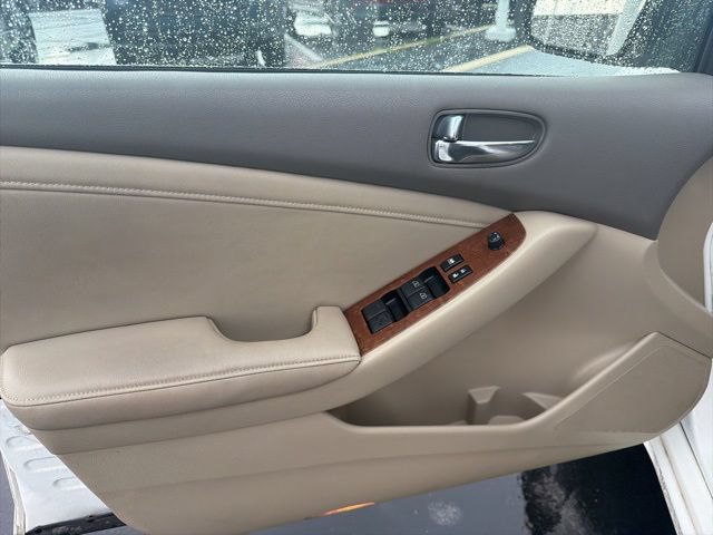 Used 2009 Nissan Altima 2.5 SL w/ SL Pkg FWD image 22