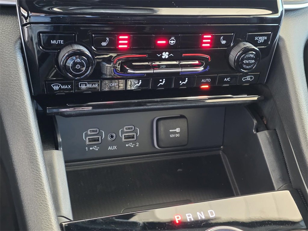 New 2025 Jeep Grand Cherokee L Altitude image 23