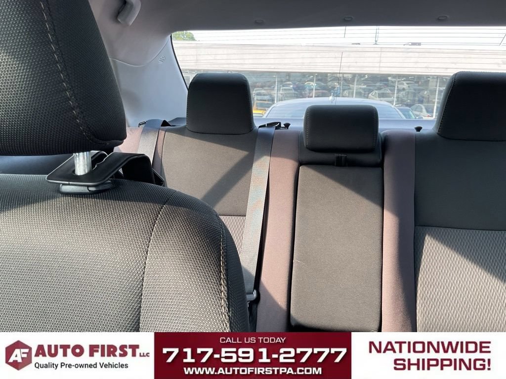 Used 2019 Toyota Corolla LE FWD image 22