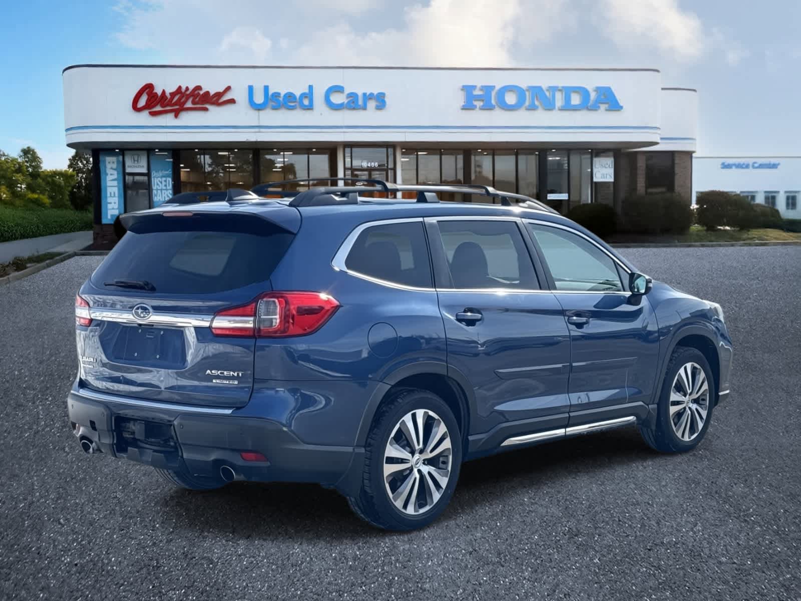 Used 2020 Subaru Ascent Limited w/ Technology Package AWD/4WD image 5