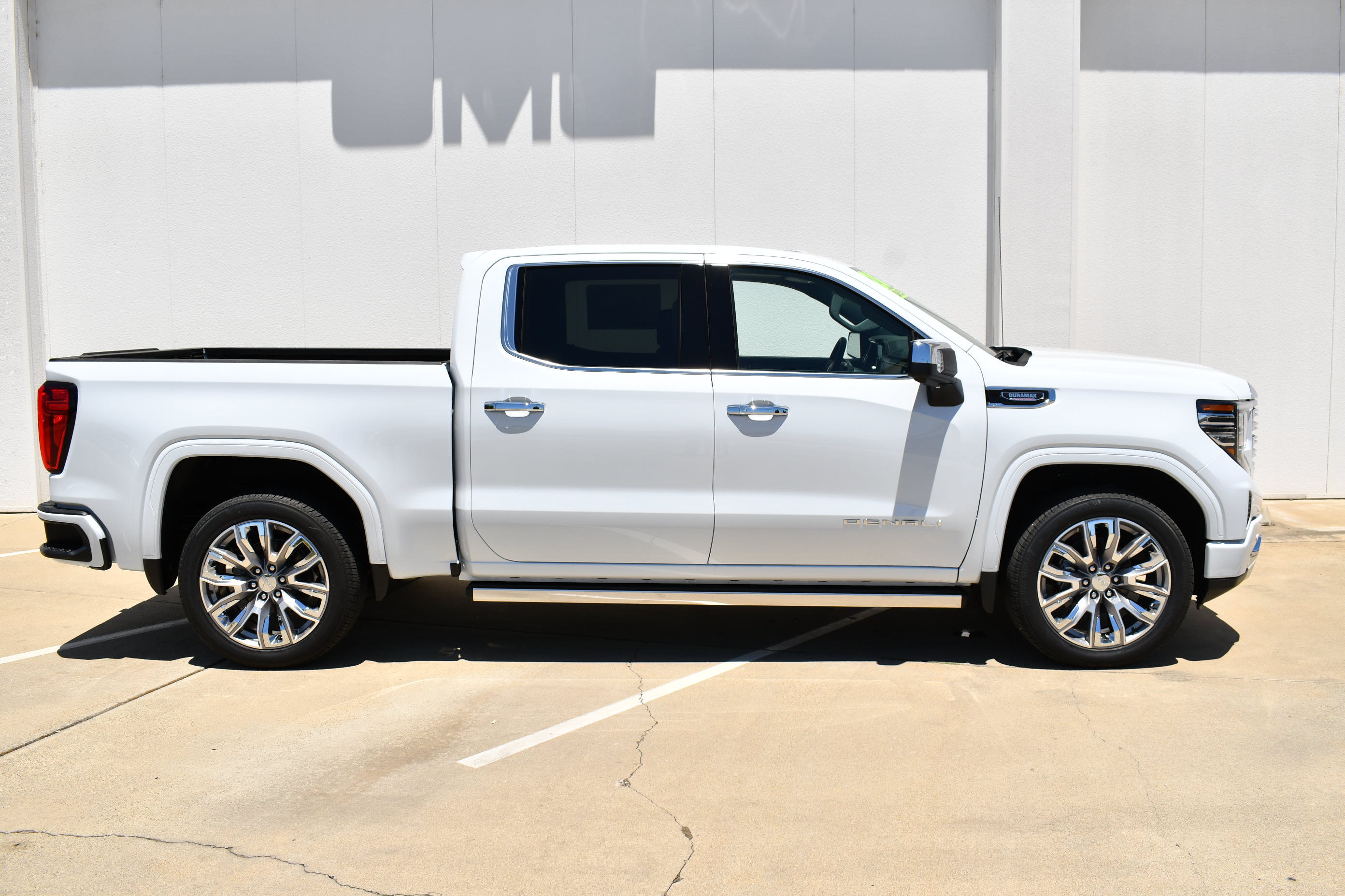 New 2026 GMC Sierra 1500 Denali w/ Denali Reserve Package AWD/4WD image 6