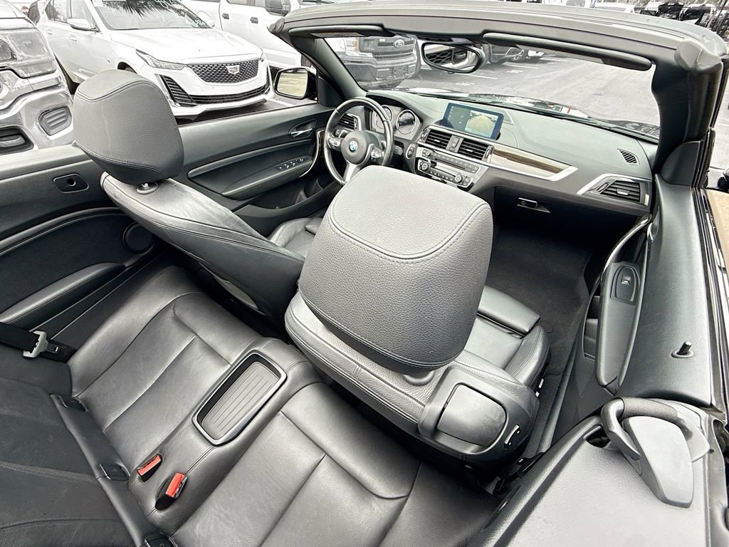 Used 2018 BMW M240i Convertible image 32
