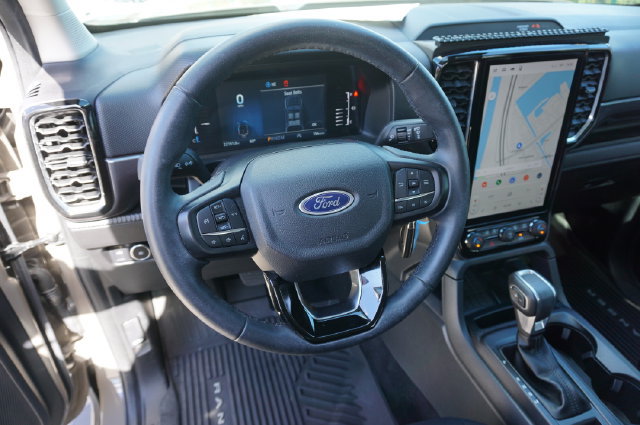 Used 2025 Ford Ranger XLT w/ Equipment Group 301A High RWD image 13