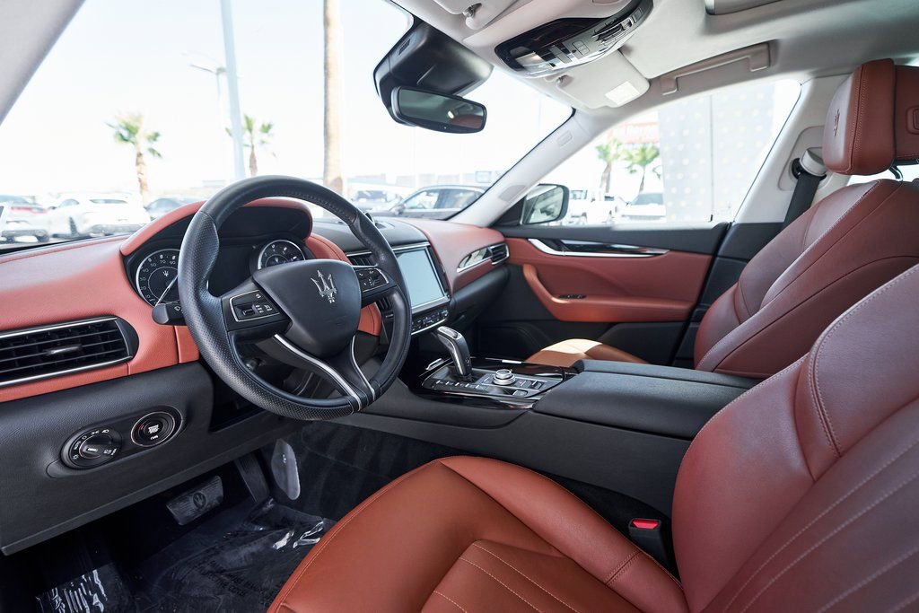 Used 2022 Maserati Levante GT image 2