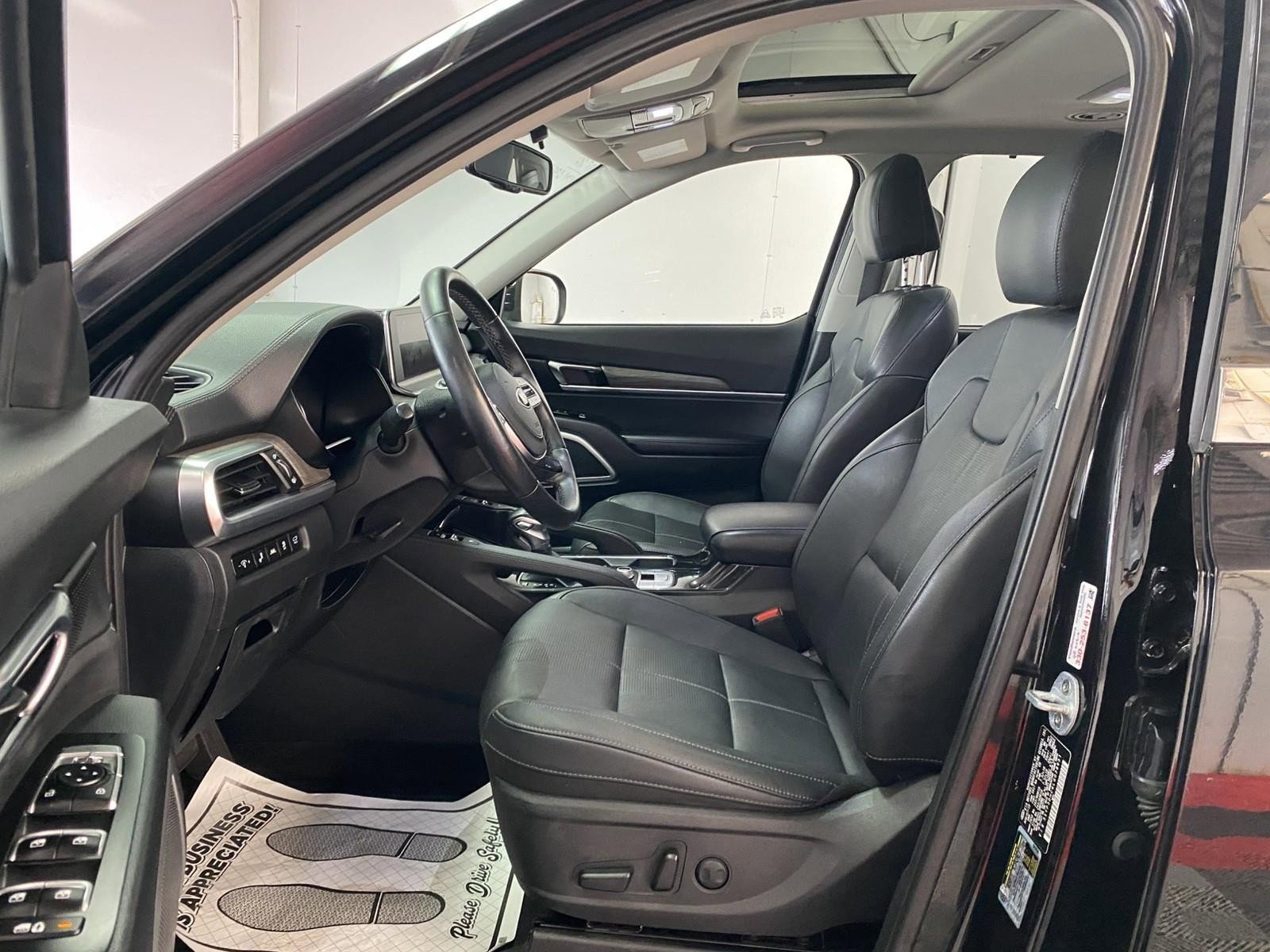 Used 2020 Kia Telluride EX w/ Towing Package AWD/4WD image 25