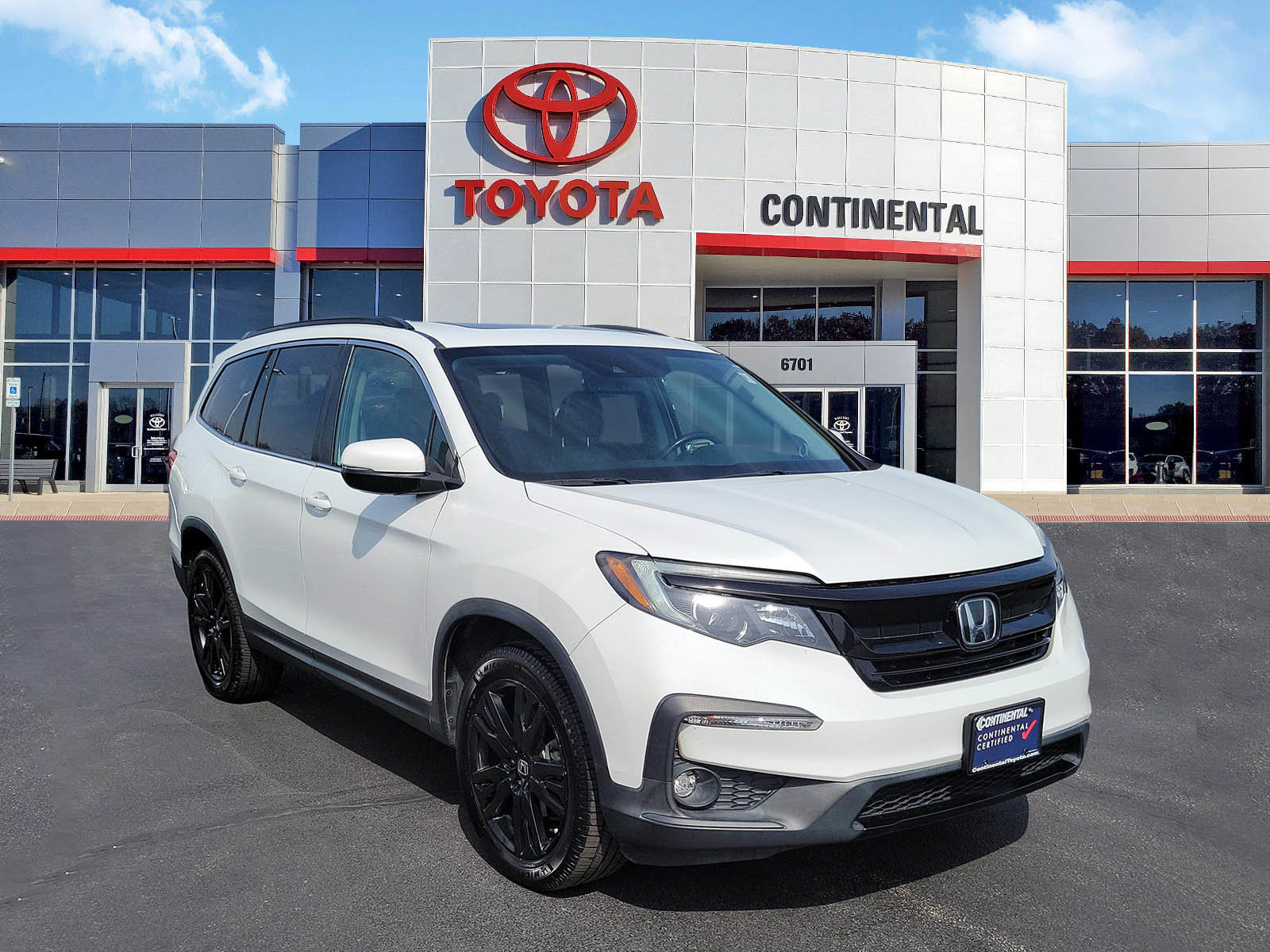 Used 2022 Honda Pilot Special Edition image 2