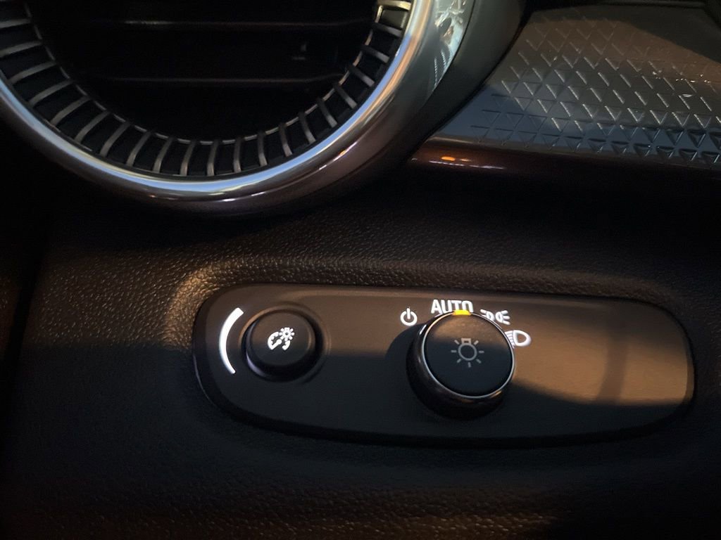 New 2026 Chevrolet Trax ACTIV w/ Sunroof Package image 14