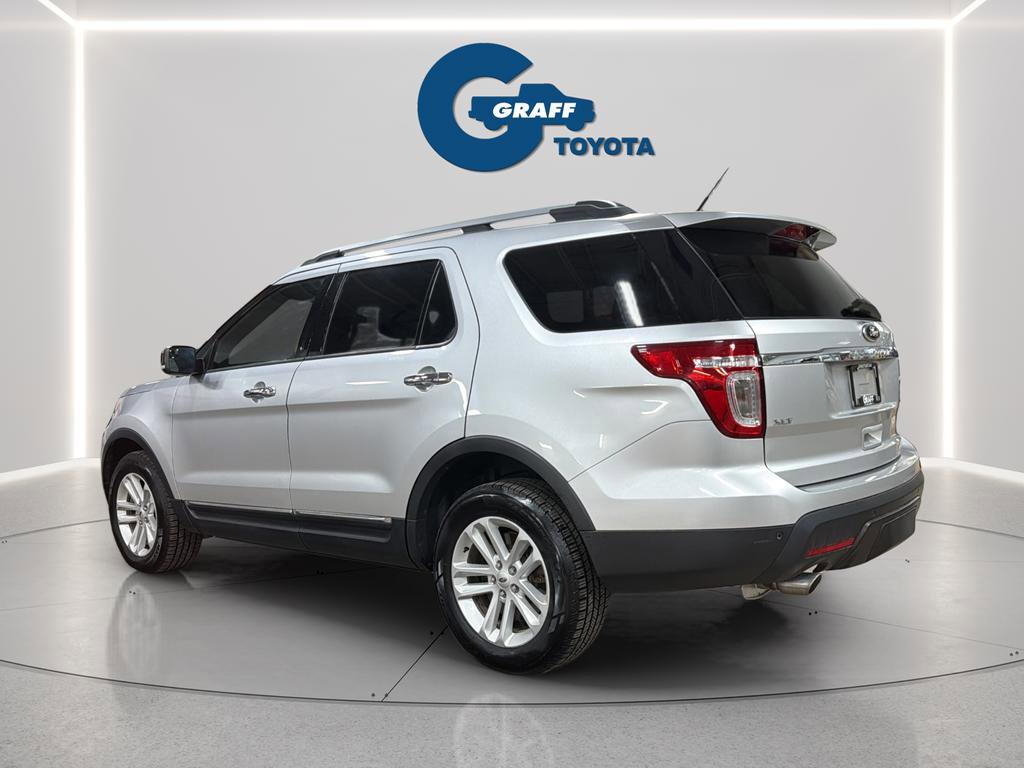 Used 2014 Ford Explorer XLT image 4
