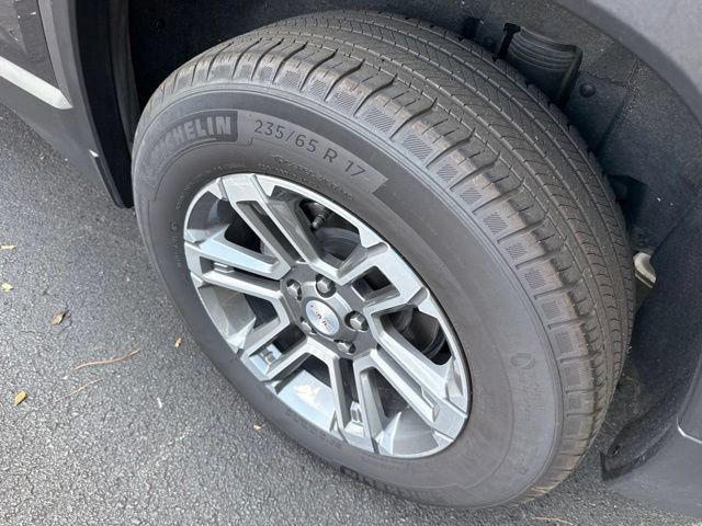 Used 2025 GMC Terrain Elevation AWD/4WD image 30
