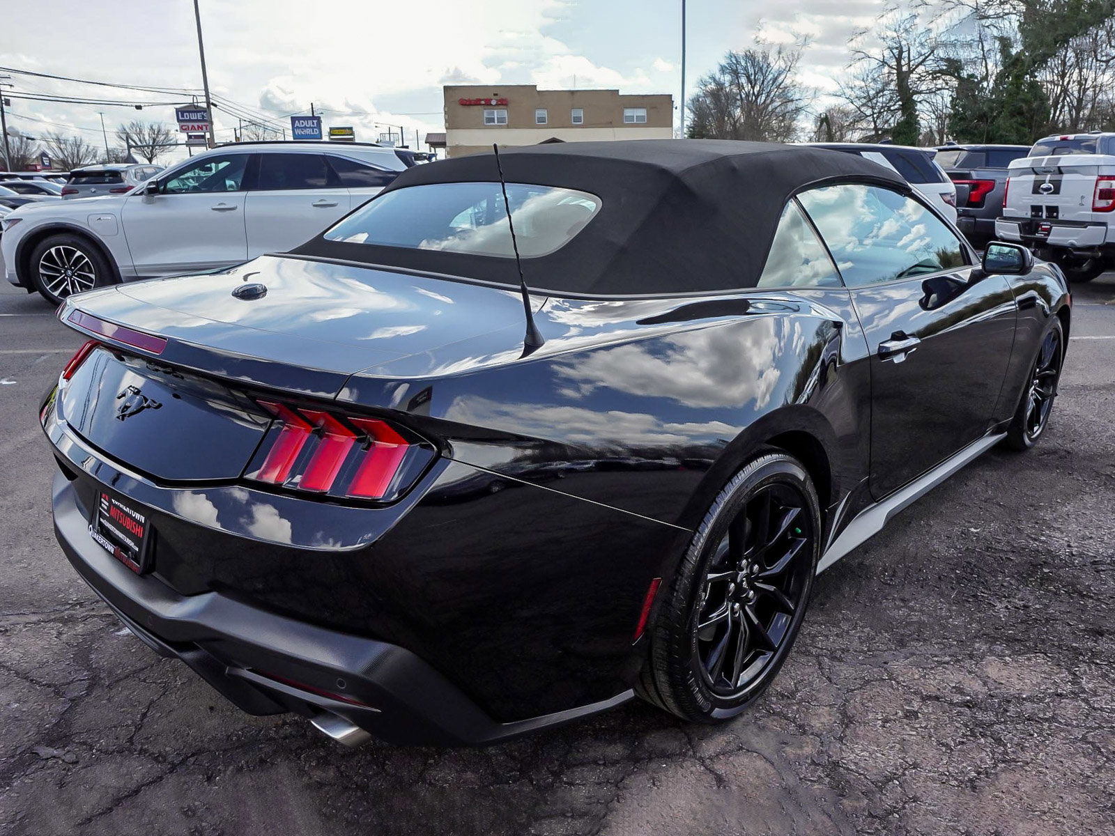 Used 2025 Ford Mustang Convertible w/ Mustang Nite Pony Package image 11