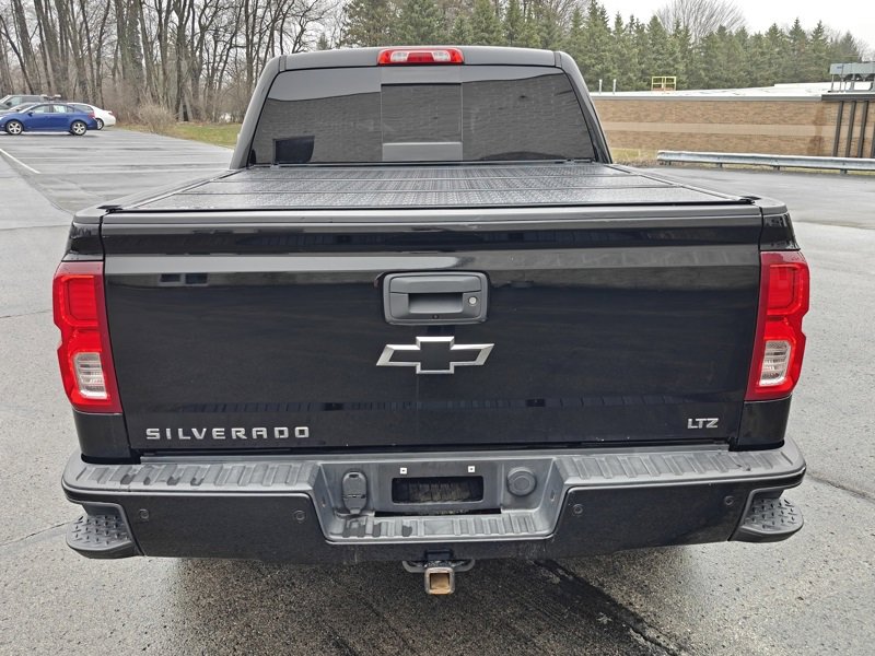 Used 2017 Chevrolet Silverado 1500 LTZ Z71 w/ LTZ Plus Package image 6