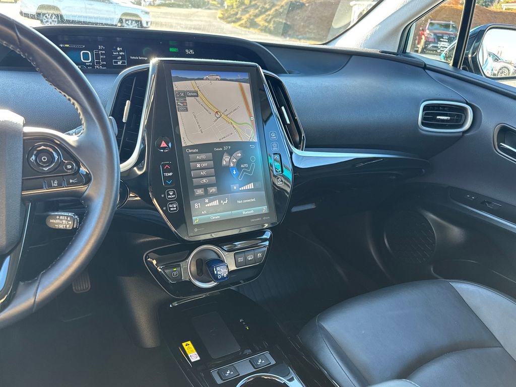 Used 2020 Toyota Prius Prime XLE image 17