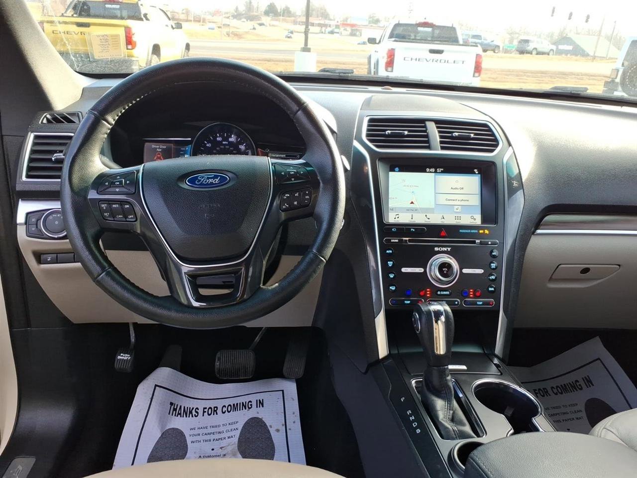 Used 2018 Ford Explorer Limited image 10