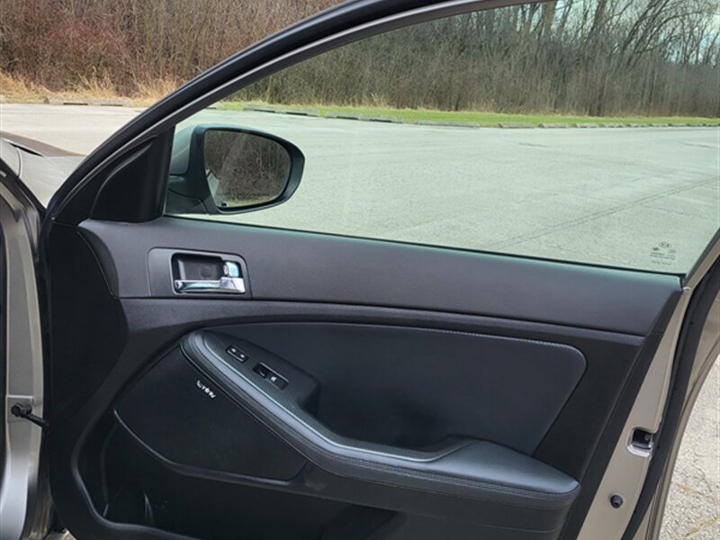 Used 2013 Kia Optima SX w/ Premium Touring Pkg image 27