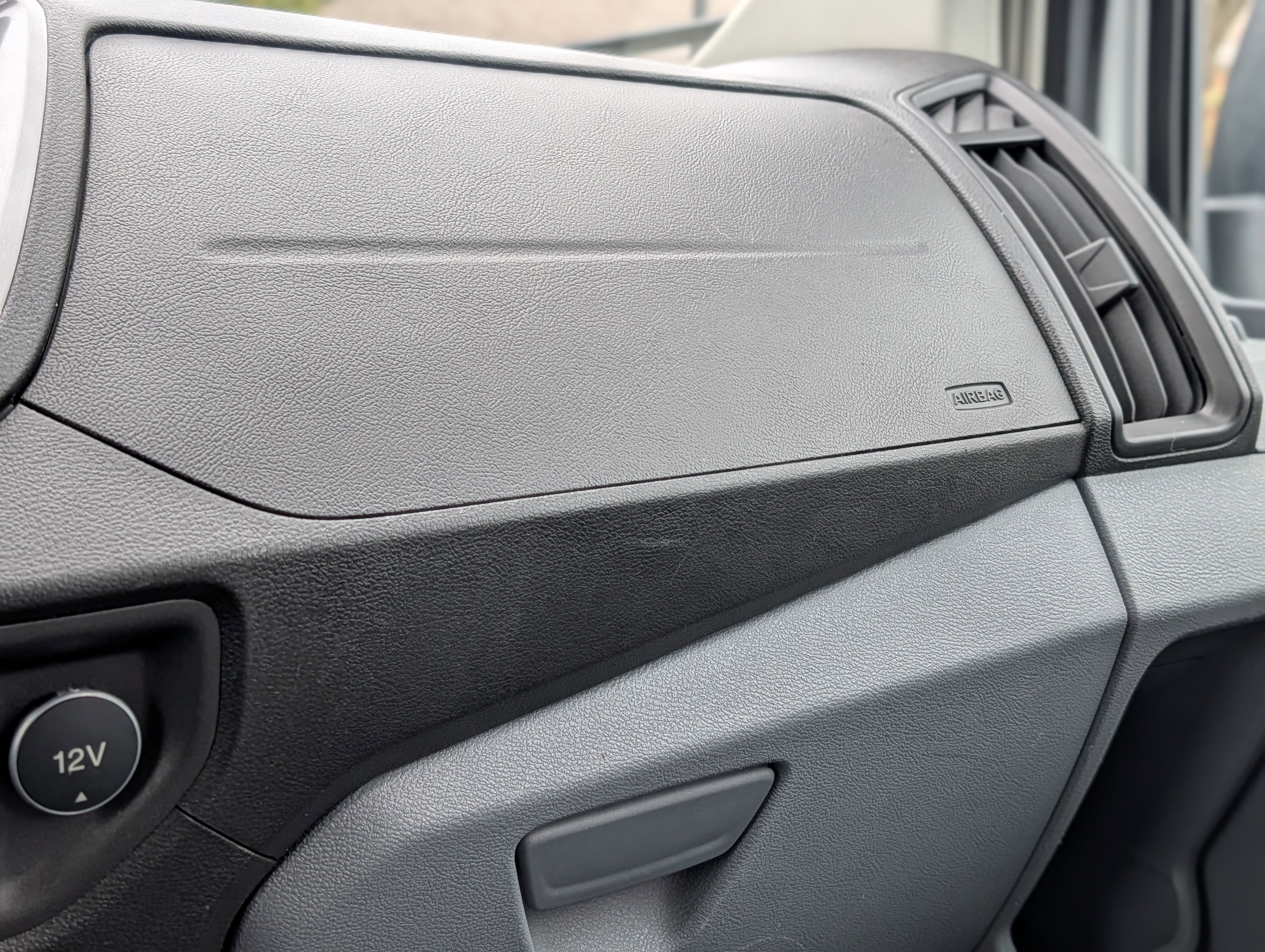 Used 2017 Ford Transit 350 XLT image 15