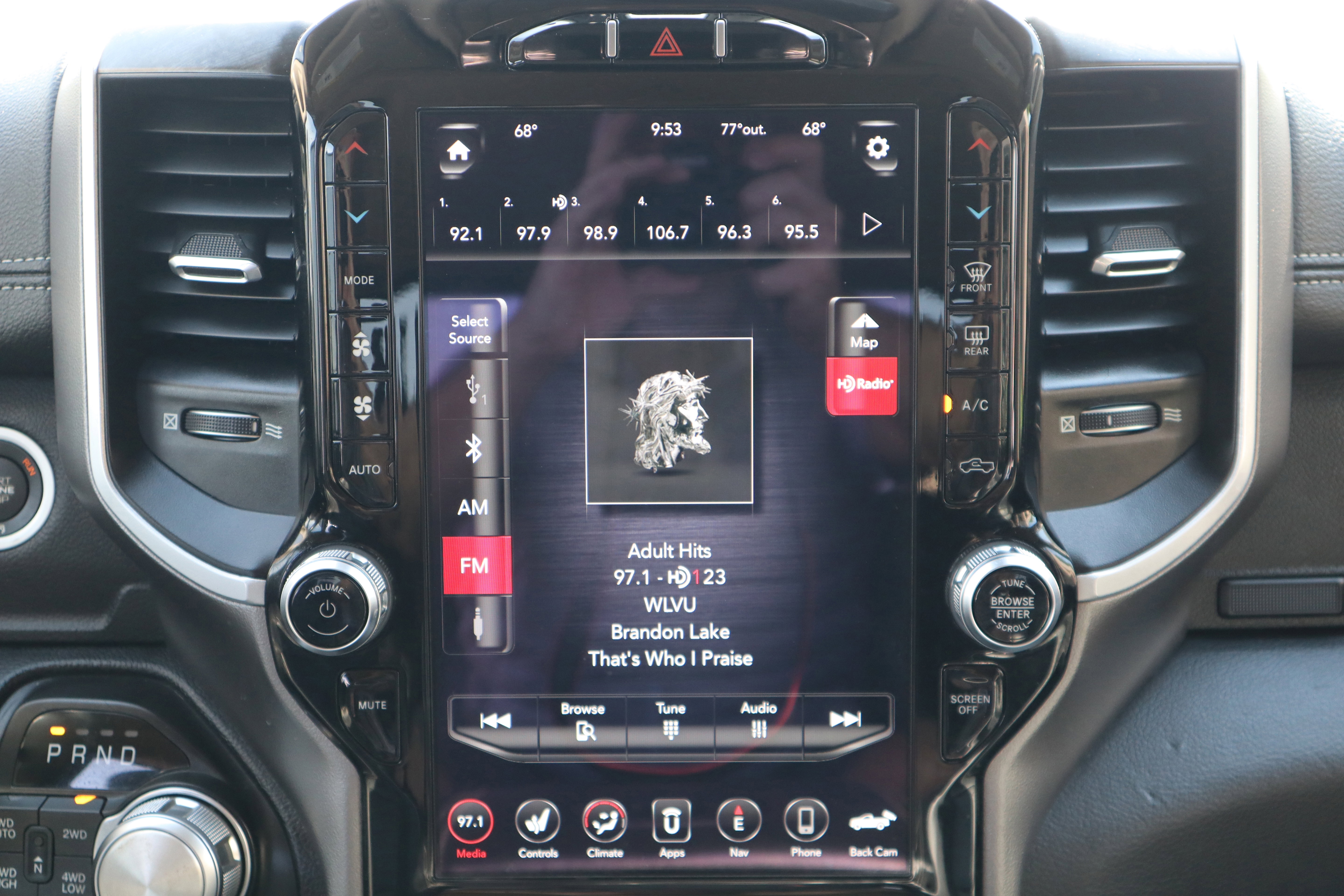 Used 2021 RAM 1500 Laramie image 18