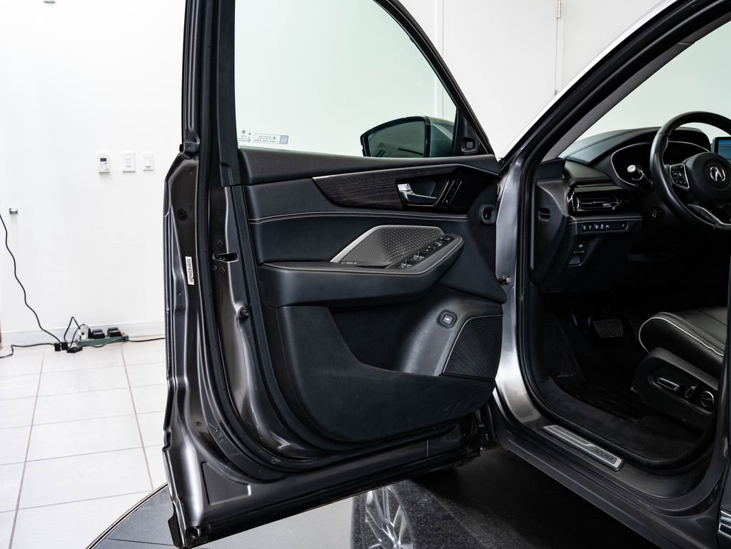 Certified 2023 Acura MDX SH-AWD w/ Advance Package image 28
