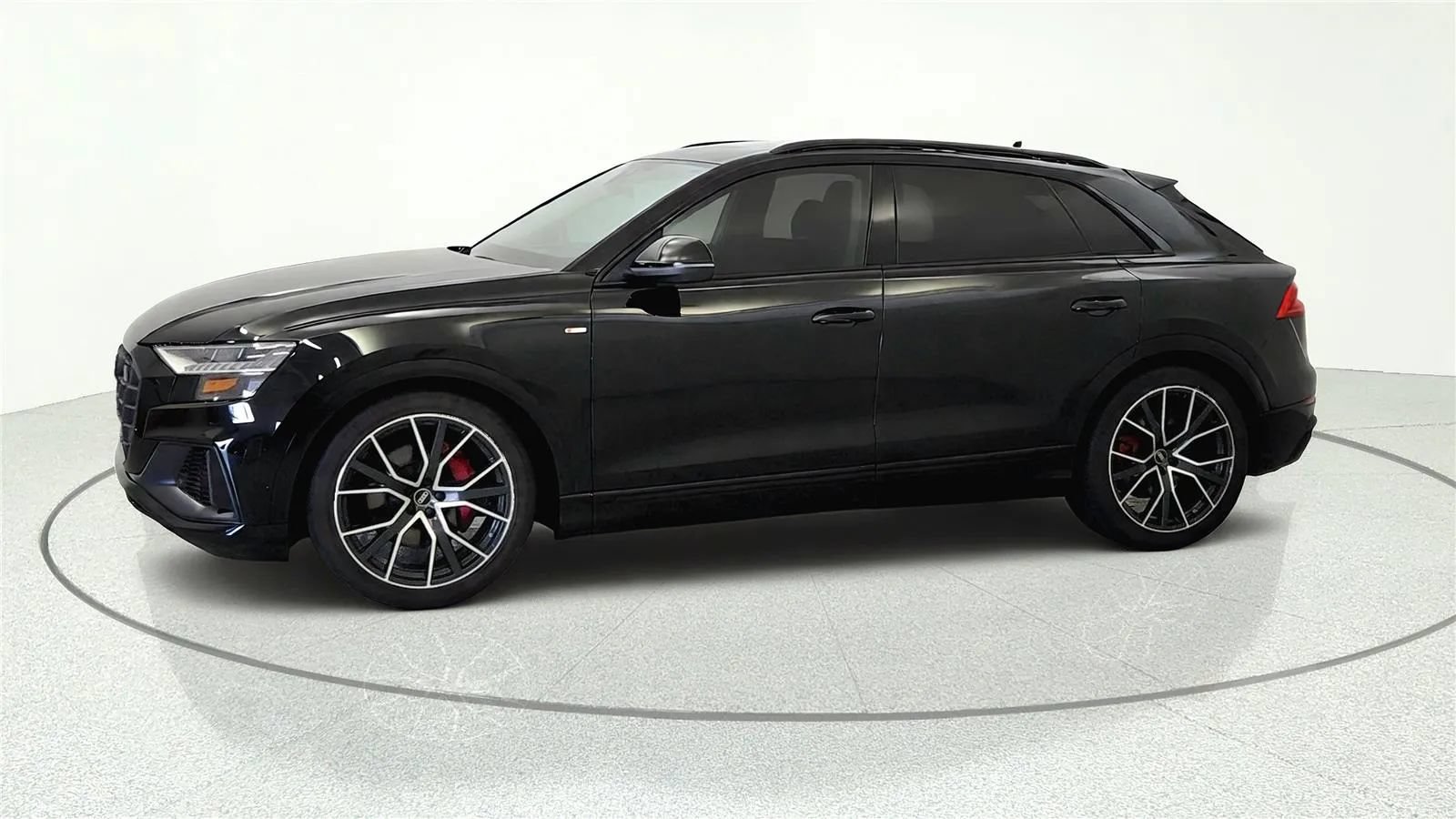 Used 2022 Audi Q8 Prestige AWD/4WD image 3