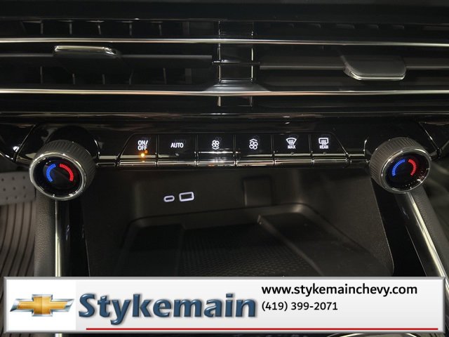 New 2026 Chevrolet Traverse RS w/ LPO, Floor Liner Package image 29