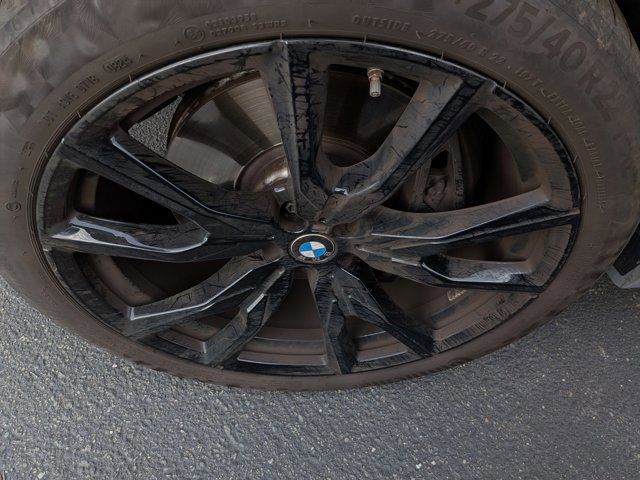 Used 2024 BMW X7 xDrive40i w/ Executive Package image 15