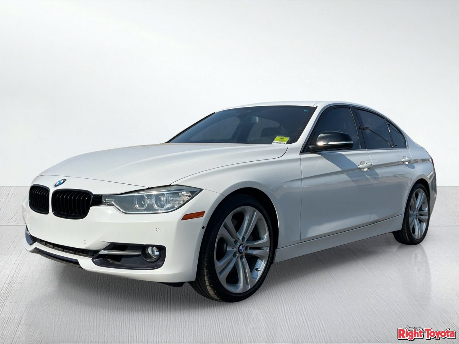 Used 2015 BMW 335i Sedan RWD image 2