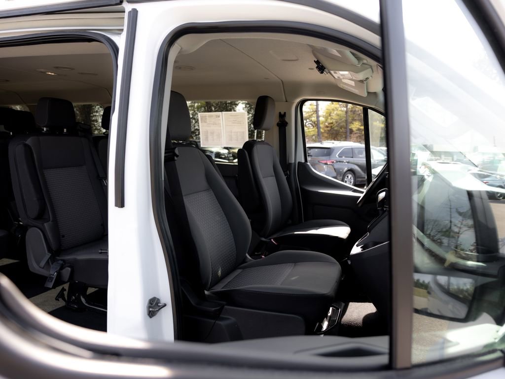 Used 2024 Ford Transit 350 XLT image 12