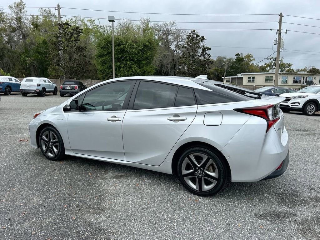 Used 2020 Toyota Prius XLE image 8