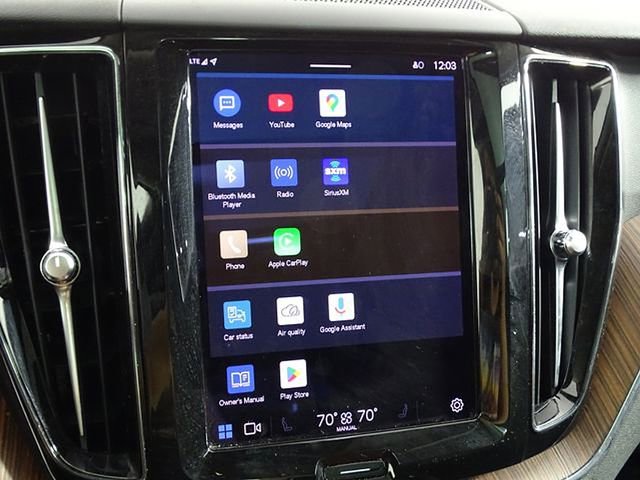 Used 2023 Volvo XC60 B5 Plus image 42