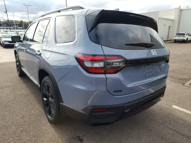 New 2026 Honda Pilot Black Edition image 4
