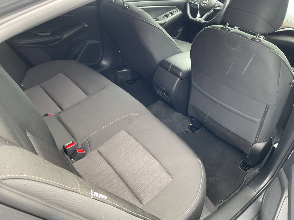 Used 2024 Nissan Altima 2.5 SV AWD/4WD image 11